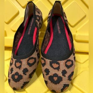 Antonio Melani Leopard Print Size 5 Flats Shoes Black Brown NWOT